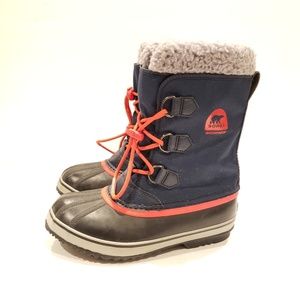 Sorel kids youth duck size 4 winter snow boots fur lined caribou blue and red